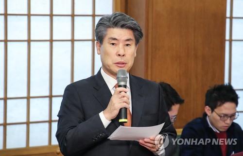 靑 "주택시장 경기부양 수단 사용 않겠다…하향안정 기조 유지"