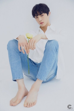 C9BOYZ, 새 멤버 현석 공개…모델 비주얼 &#39;C9 히든카드&#39;