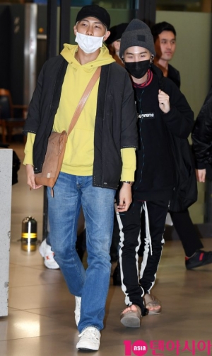 [TEN PHOTO]방탄소년단 RM-슈가 &#39;극과 극 공항패션&#39;