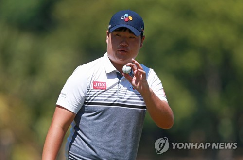 임성재, PGA 투어 발스파 챔피언십 3R 공동 6위…선두와 4타 차