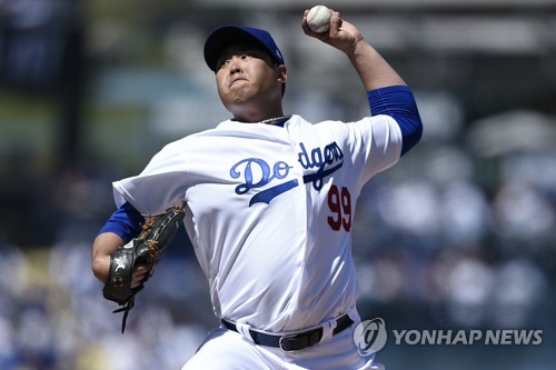 류현진, 박찬호 이래 18년 만의 한국인 MLB 개막전 승리 투수