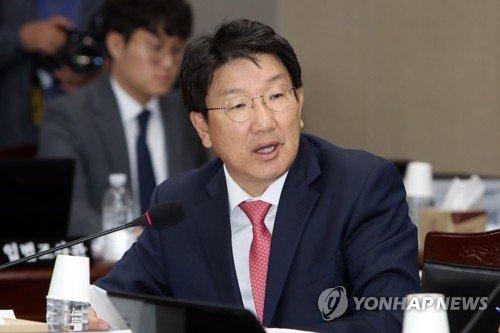 한국당, 수사권은 경찰에…기소권·수사통제권은 검찰에