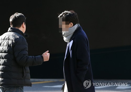 '버닝썬 사태 발단' 폭행 신고자 내일 소환…명예훼손 피고소인