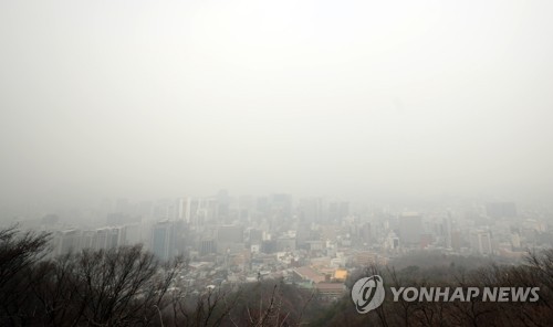 최악 대기질에 조기폐차·저감장치 신청 폭주…서울서만 2만대