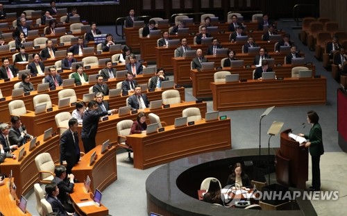 한국당 "조기총선" 거론까지…선거제개혁 패스트트랙 최강 반발