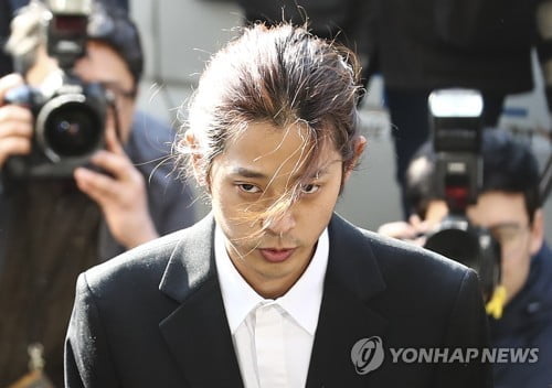 경찰 "'정준영 동영상' 루머 단순유포도 처벌…지라시 수사"