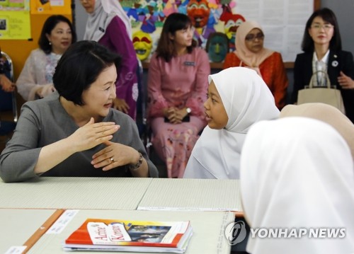 김정숙 여사 "남편 은퇴하면 말레이시아 많이 방문"