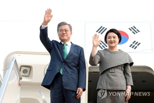 아세안3국 협력심화로 新남방 박차…평화·비핵화 메시지는 후퇴