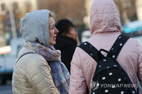 강한 바람에 서울 체감온도 '0도'…미세먼지 한때 '나쁨'