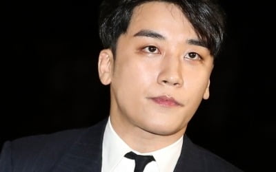 승리 '몰카' 공유 그때, 알고보니 빅뱅 10주년 日 돔투어 중이었다