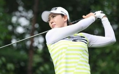 리솜리조트, 4일 KLPGA 투어 홍진주·이세희 입단식