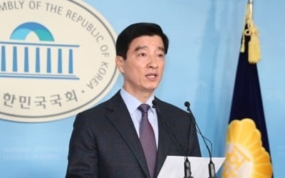 민주 "3월도 놀고먹는 국회 만들면 국민 분노"…한국당 압박