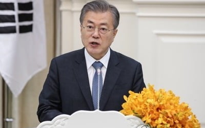 아세안3국 협력심화로 新남방 박차…평화·비핵화 메시지는 후퇴