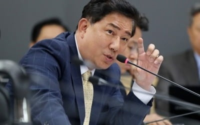 김병기 "최악 미세먼지에도 32개 부대 야외훈련"