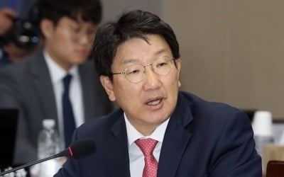 한국당, 수사권은 경찰에…기소권·수사통제권은 검찰에