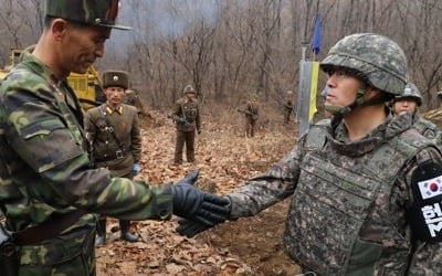 내달 예정 DMZ 공동유해발굴, 北 '묵묵부답'…南 단독 발굴도 검토