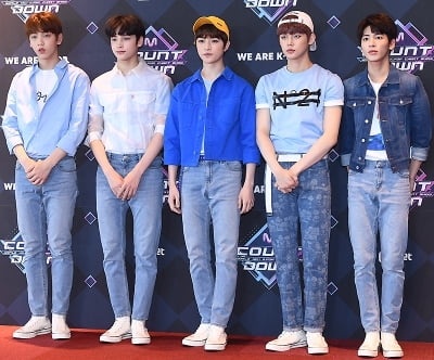 [포토] TXT, '귀여움 가득한 소년들~'