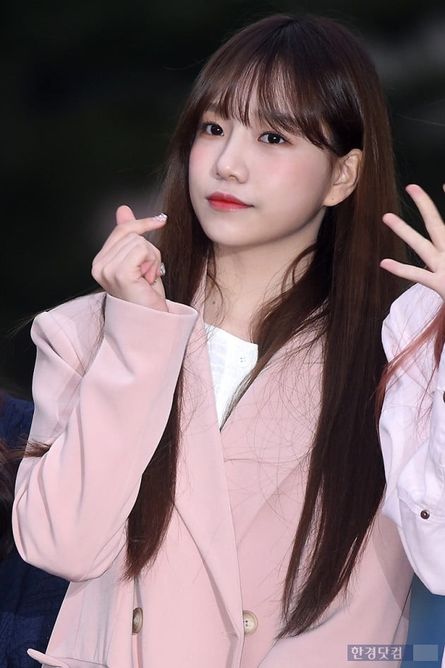 [포토] 아이즈원 조유리, '반할 수밖에 없는 깜찍함~'