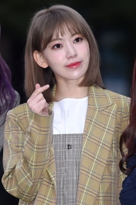 [포토] 아이즈원 미야와키 사쿠라, '사랑스러움 가득~'