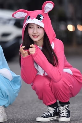 [포토] 에버글로우 시현, '눈 뗄 수 없는 깜찍함~'