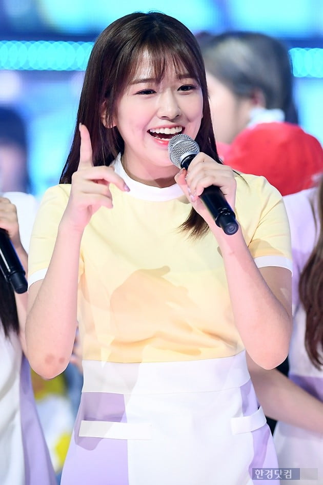 [포토] 아이즈원 안유진, '사랑스러운 미소~'