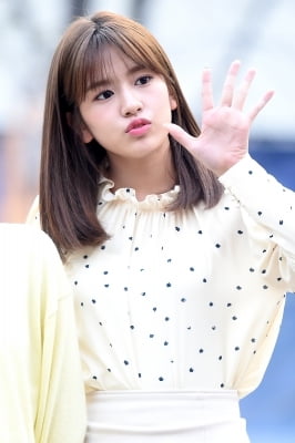 [포토] 아이즈원 안유진, '귀엽게 입술 삐쭉~'