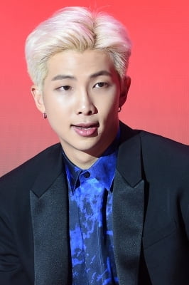 [포토] 방탄소년단 RM, '카리스마 넘치는 눈빛'