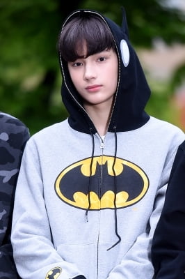 [포토] TXT 휴닝카이, '귀여움 가득한 표정~'