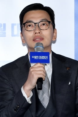 [포토] 이동휘, '출세만을 위한 변호사'