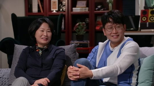 ‘방구석1열’ 황선미 작가(왼쪽부터), 장규성 감독/사진제공=JTBC