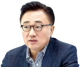 고동진 삼성전자 사장, 갤S10 소비자에게 감사 메일…"모바일 경험 혁신하는 선도기업 될 것"