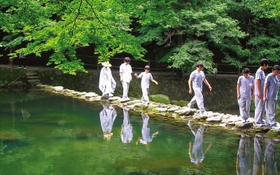 지친 나를 내려놓고, 비우고…마음을 치유하는 山寺의 아침