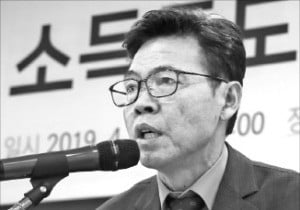 "韓 경제 여기저기서 '경고음'…지금이 정부 곳간 활짝 열 때"