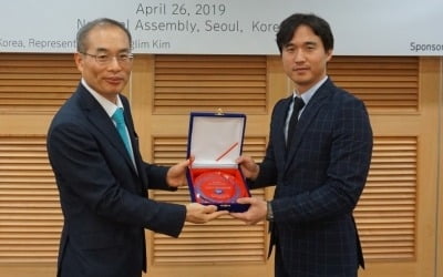 한세예스24홀딩스, 한국APEC학회서 글로벌 리더상 수상