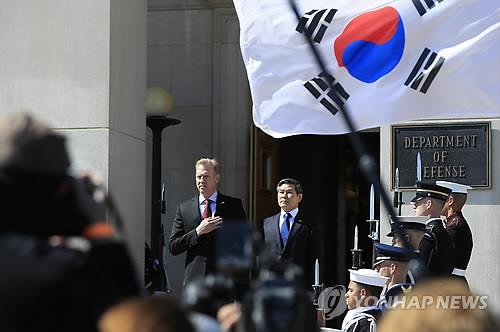 한미국방, 北비핵화 외교 뒷받침 '의기투합'…"우리는 한팀"