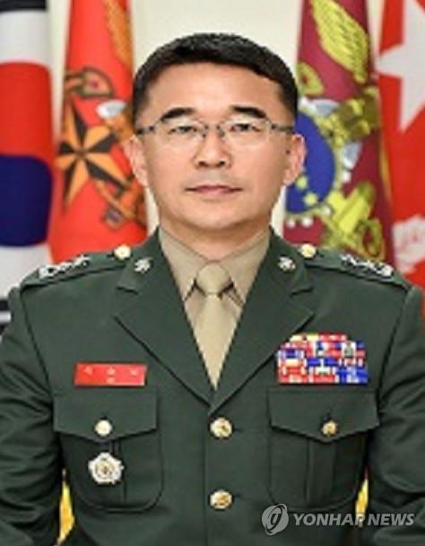 대장급 軍인사 '기수파괴·쇄신'…합참서 육·공군총장 발탁