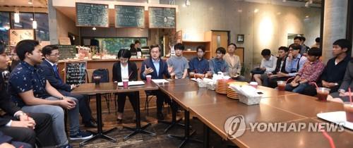 日 대학생, 부모한테 받는 생활비 월 73만원…10년 새 8%↓