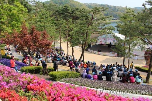 "옛 대통령별장 청남대서 축제 만끽하세요"…'영춘제' 20일 개막