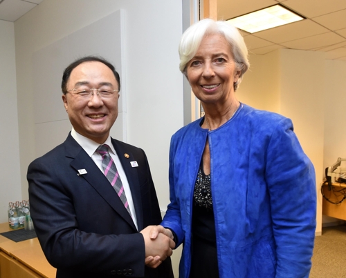 홍남기, IMF·WB총재 면담…"때 되면 남북경협 지원해달라"
