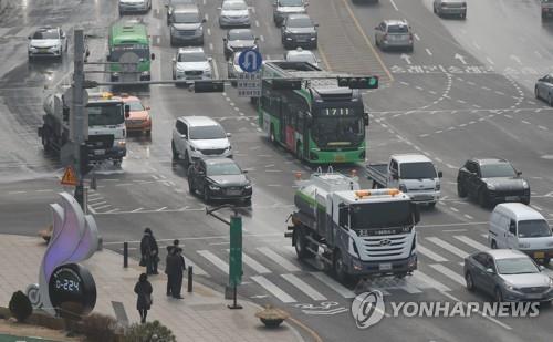 7월부터 서울 사대문 안 5등급차 운행 제한…"미세먼지와 전쟁"