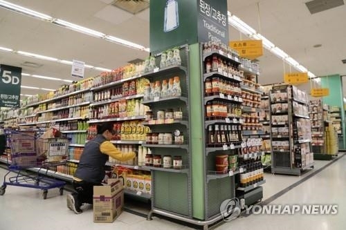 '주름 깊어지는' 유통업계…경기전망 4분기 연속 하강곡선
