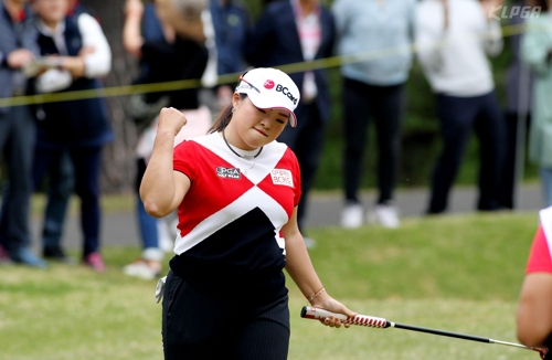 LPGA '슈퍼루키' 이정은·KLPGA '루키군단' 누가 셀까