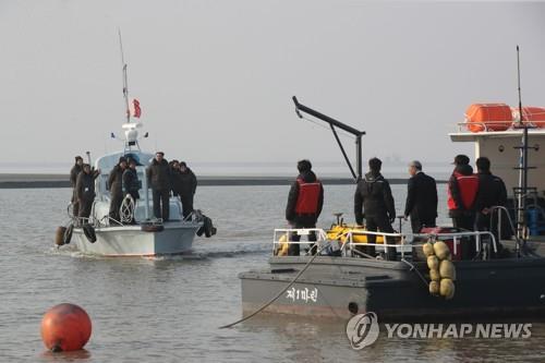 [판문점선언 1년] ⑤GP 허물고 지뢰제거…남북, '평화만들기' 의기투합