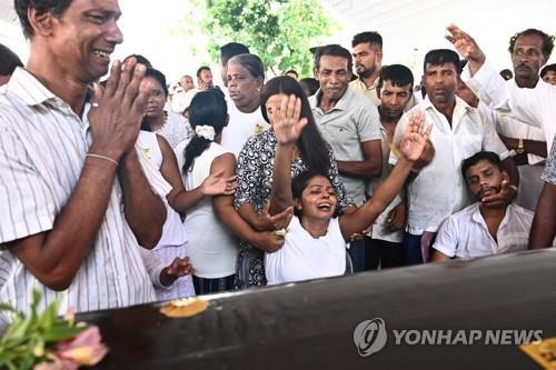 "스리랑카 '부활절 테러' 사망자 359명으로 증가"