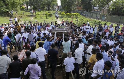 폼페이오, 스리랑카 테러 배후 놓고 "모든 정황이 IS 암시"