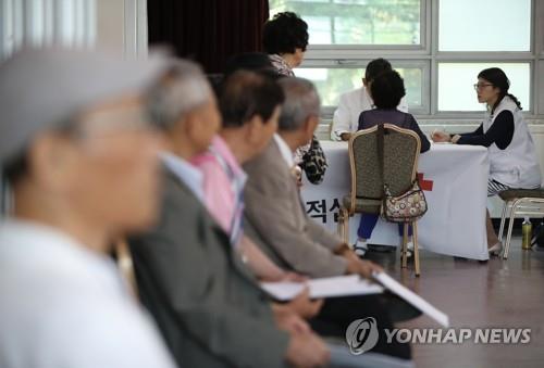 한국인 원폭 피해자 2천283명 생존…유병률 높고 저소득층 많아