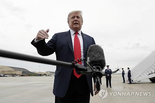 미국인 절반 이상 "트럼프 거짓말했지만…탄핵엔 반대"