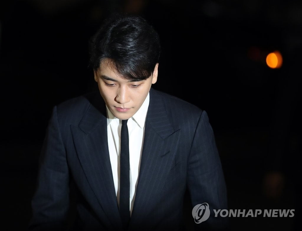 YG 공식입장, 승리 법인카드 사용은 "본인이 부담한 것"