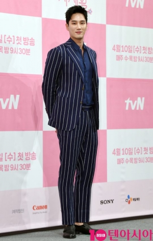 [TEN PHOTO]안보현 &#39;훈훈한 외모&#39;