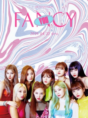 트와이스, 4월 22일 신곡 &#39;FANCY&#39;로 컴백…화려한 티저 공개